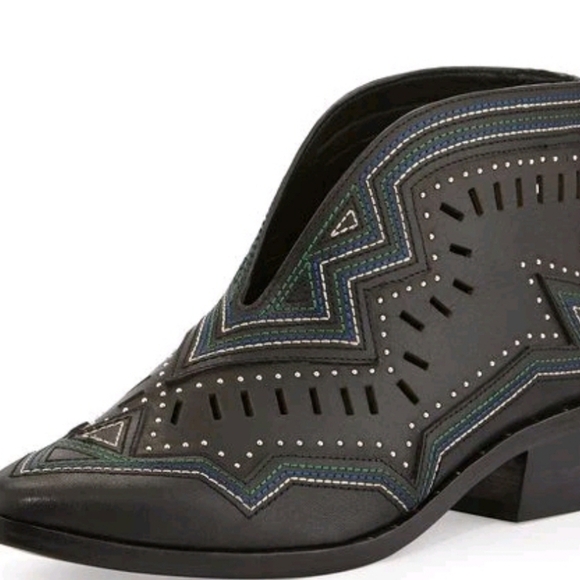 Ivy Kirzhner Santa Cruz Studded Festival Ankle Boot Black Leather 8M - Picture 10 of 13